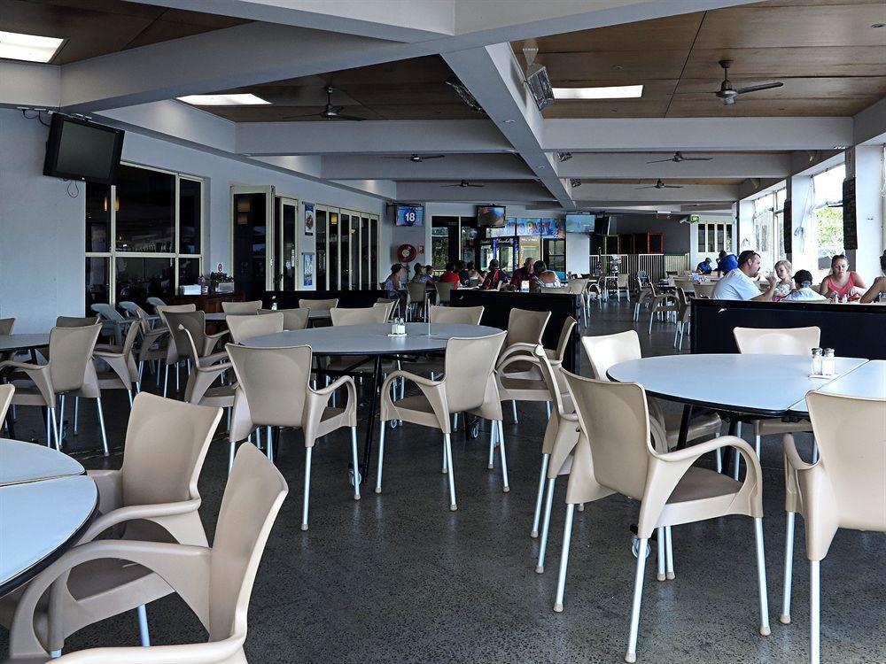Nightcap At Waterfront Hotel Maroochydore Bagian luar foto