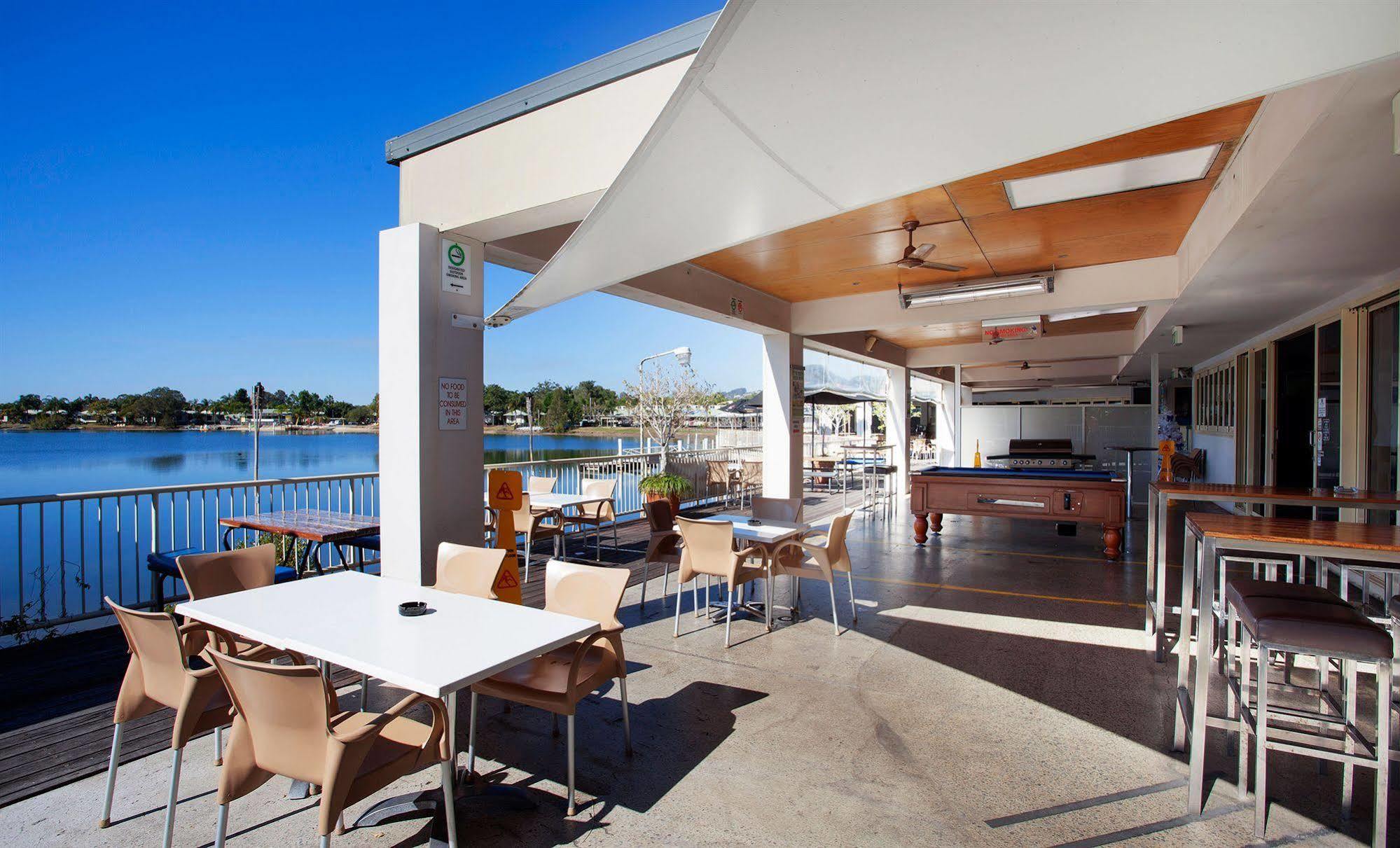 Nightcap At Waterfront Hotel Maroochydore Bagian luar foto